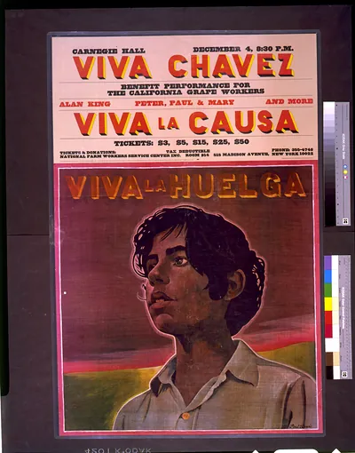 Viva Chavez, viva la causa, viva la huelga / this poster was produced by ... Darien House ; painting by Paul Davis ; designed by [Richard] Hess and/or Antupit.