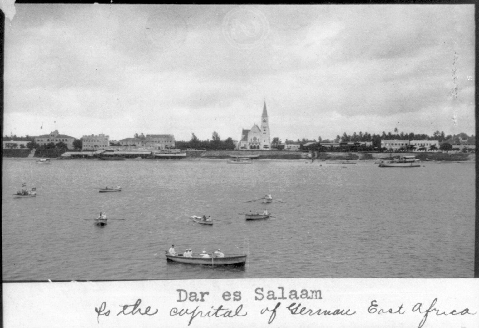 View of boats on water and waterfront at Dar-es-Salaam, Tanganyika, [between 1890 and 1923] — historic photograph
