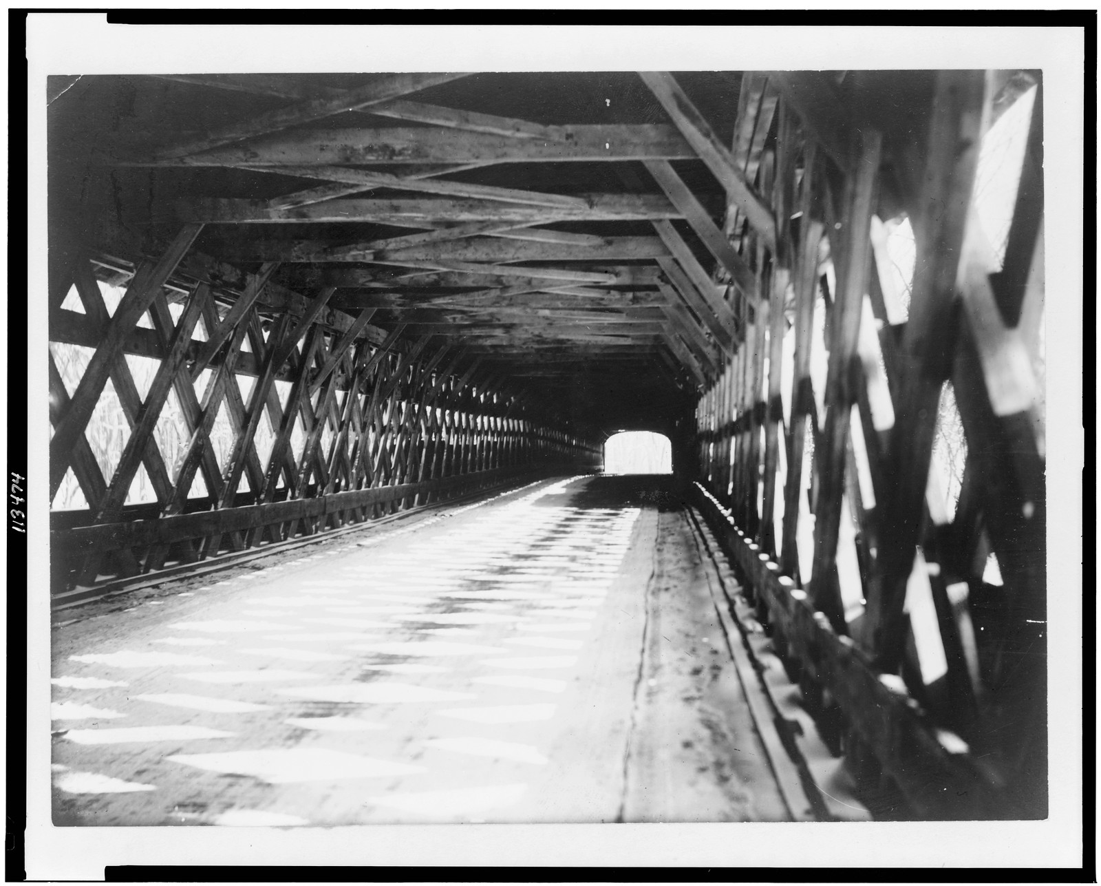 Hoosick White House Bridge interior / photographed by Christina Stevens, North Hoosick, N.Y., c1933. — historic photograph