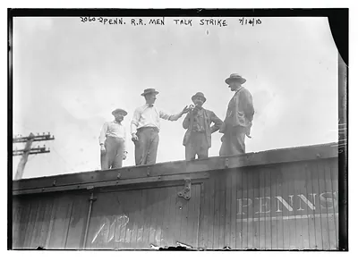 Penn. R.R. men talk strike