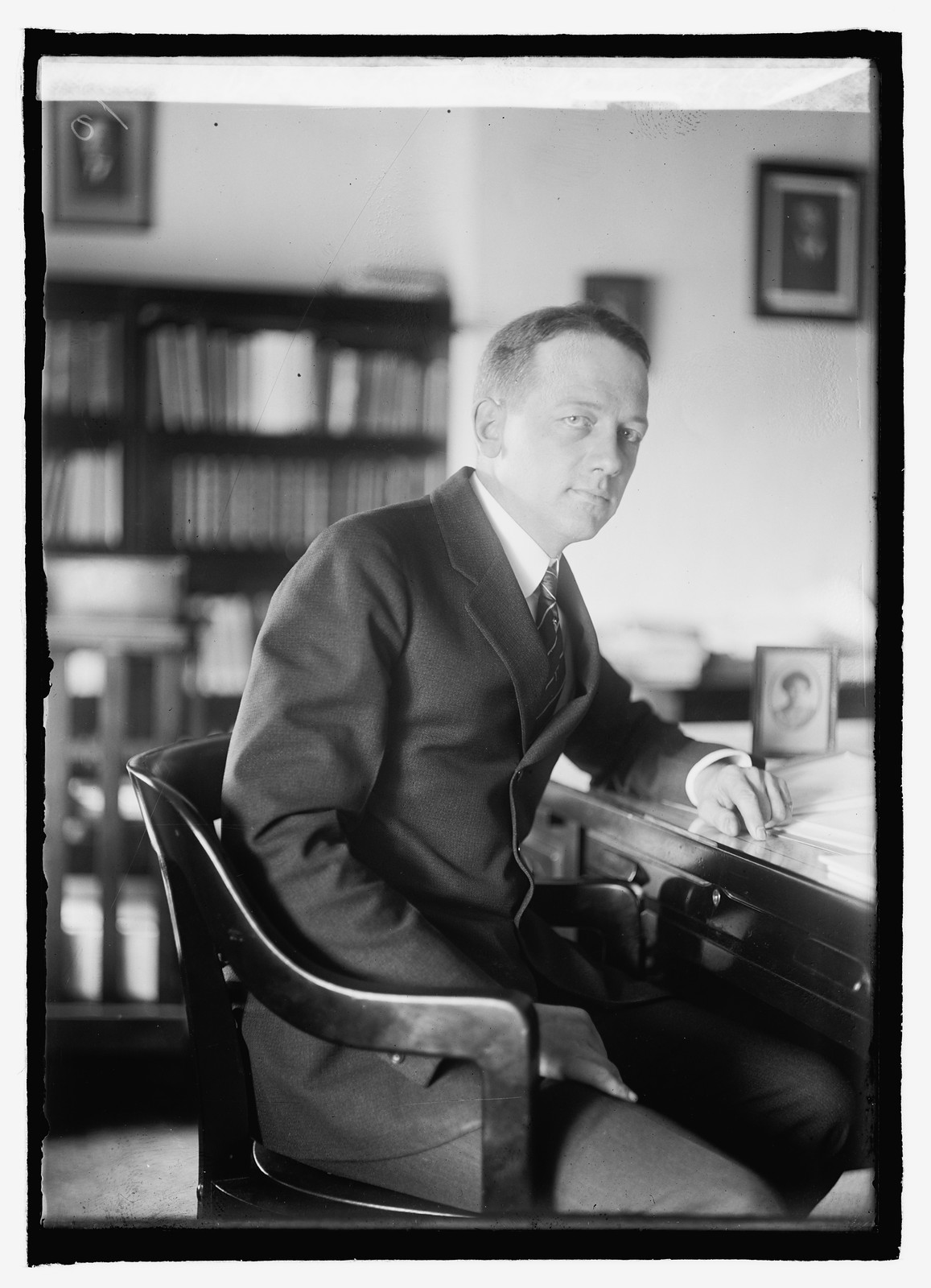 W.S. Culbartson, U.S. Tariff Com., [ca. 1921] — historic photograph
