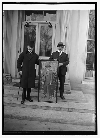 Sen. Spencer with Coolidge photo, 1/1/24
