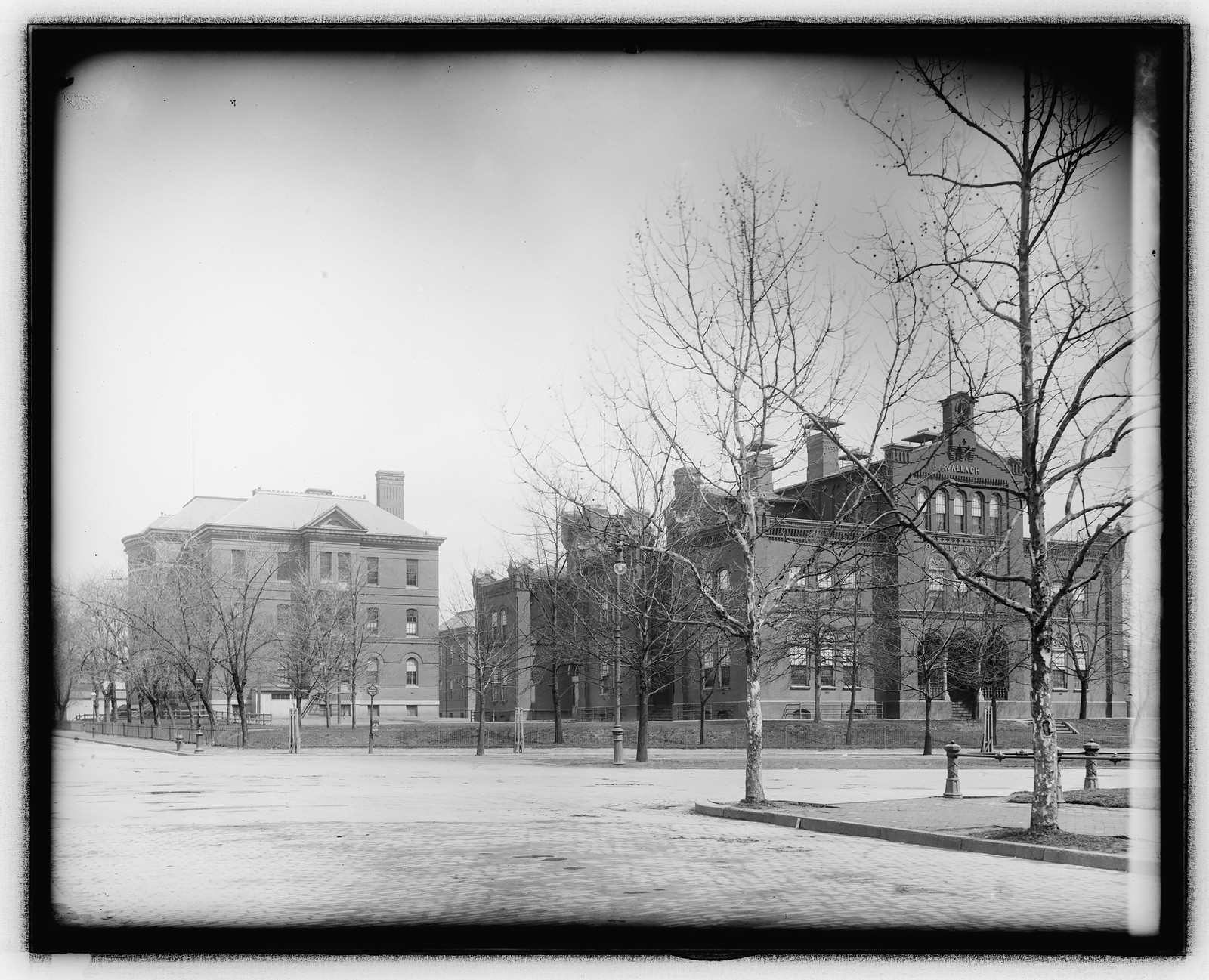 Old Eastern High School, 7[th] & C [Sts.], S.E., [Washington, D.C.], [between 1910 and 1935] — historic photograph