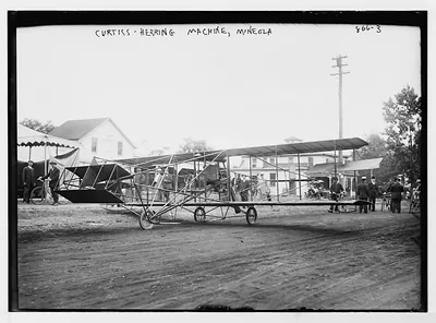Curtiss-Herring flying machine, on ground, Mineola, L.I.