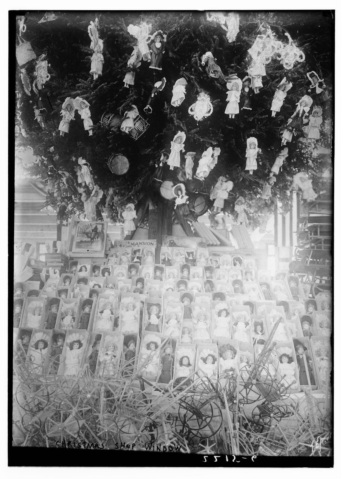 Christmas, Show Window, n/a — historic photograph