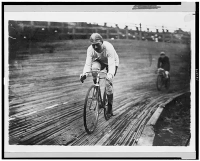 [Bicycle riders--Walthour in 6-day race]