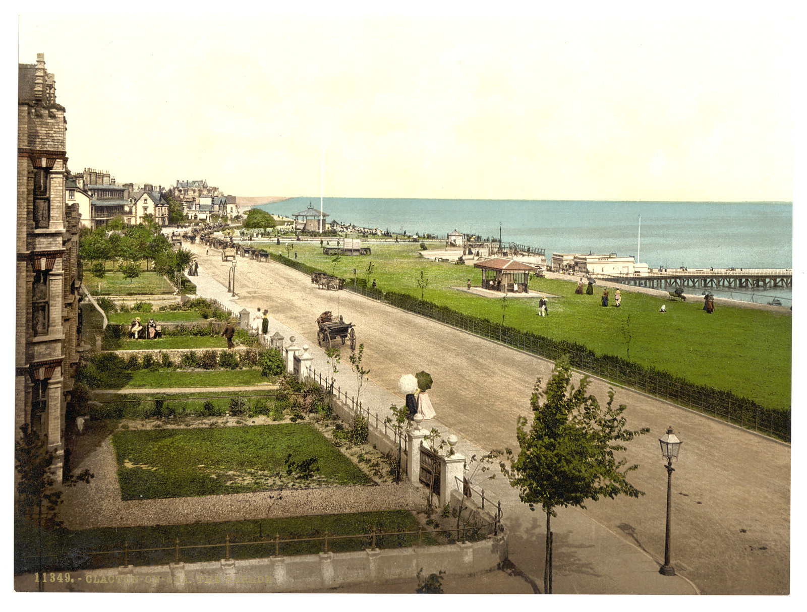 The parade Clacton-on-Sea England, [between ca. 1890 and ca. 1900]. — historic print
