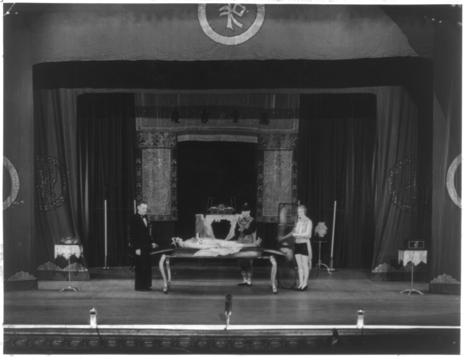Aladdin's" cavalcade of mysteries", [no date recorded on caption card] — historic photograph