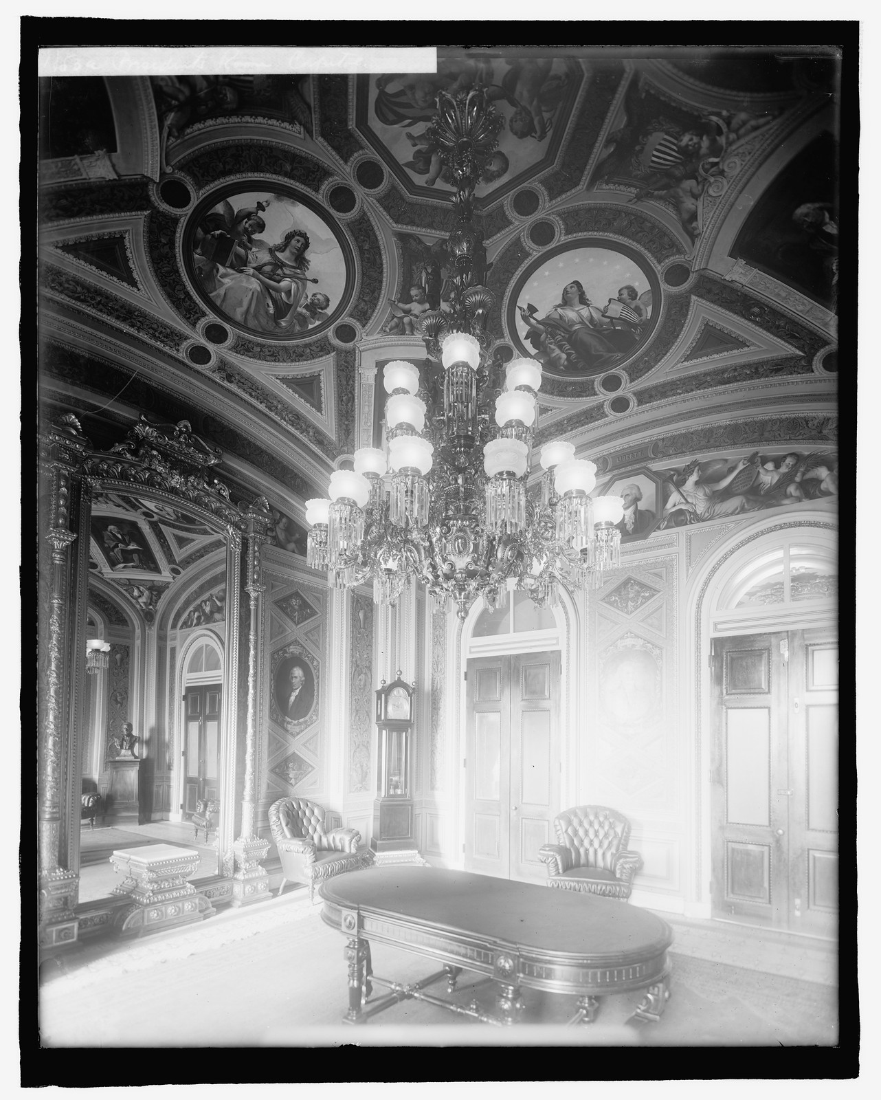 President's room, Capitol, [Washington, D.C.], [between 1916 and 1917] — historic photograph