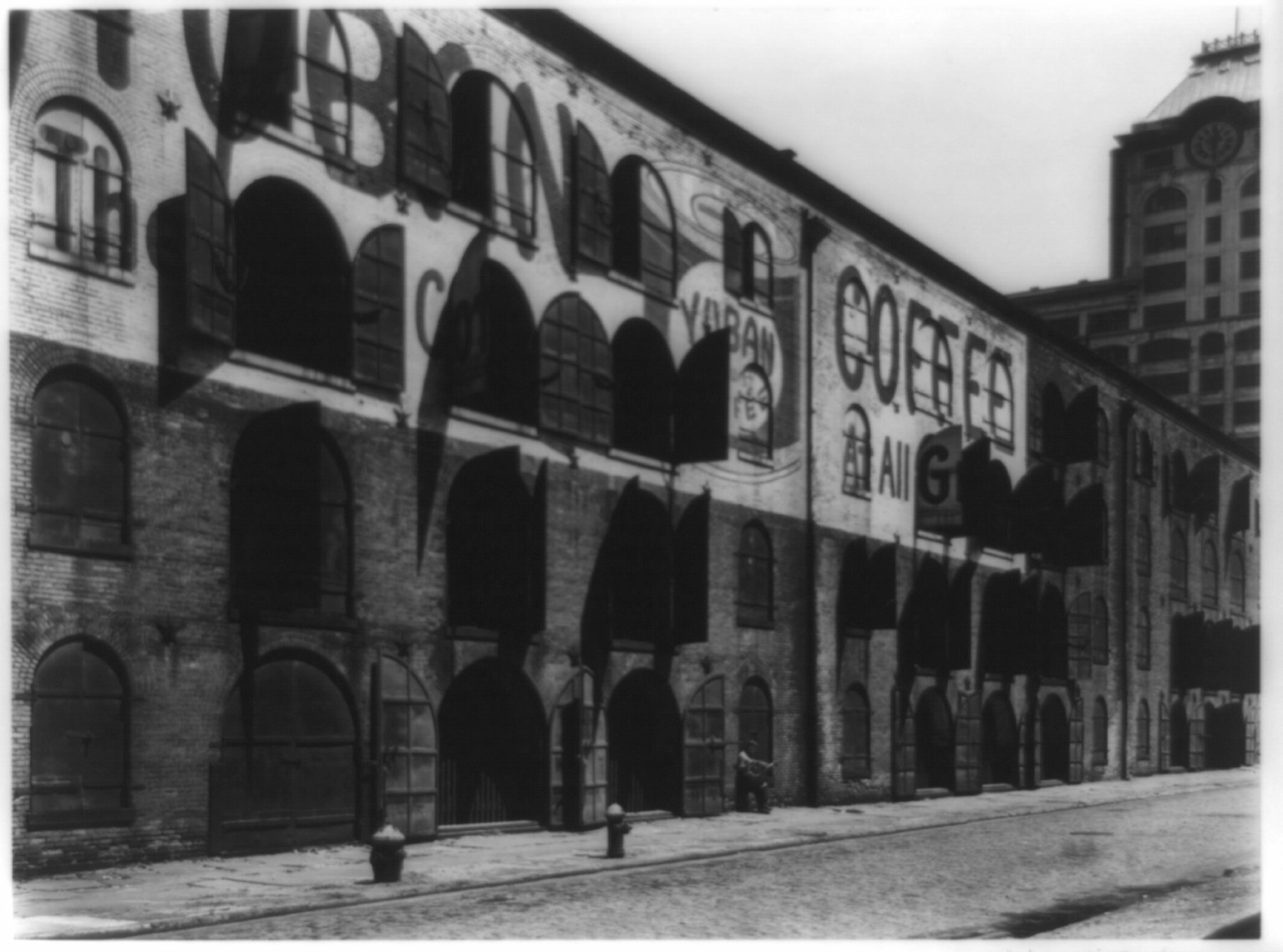 Factory warehouse, Brooklyn / Berenice Abbott. — historic photograph