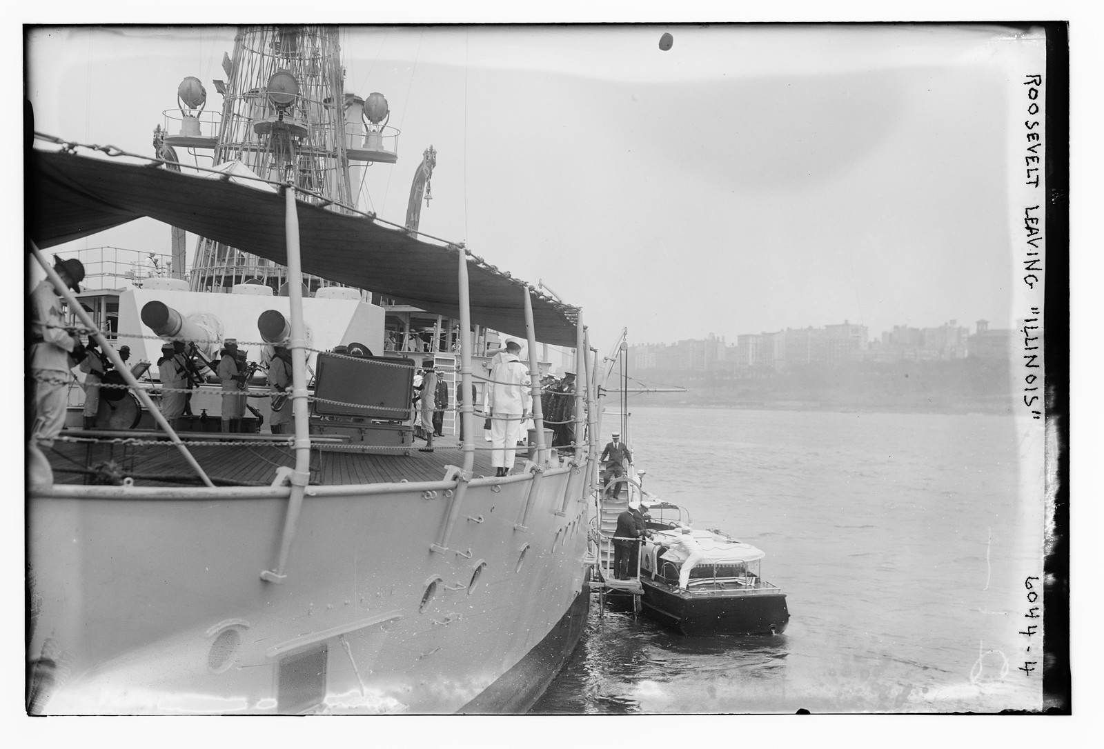 T. Roosevelt Jr. leaves ILL., n/a — historic photograph