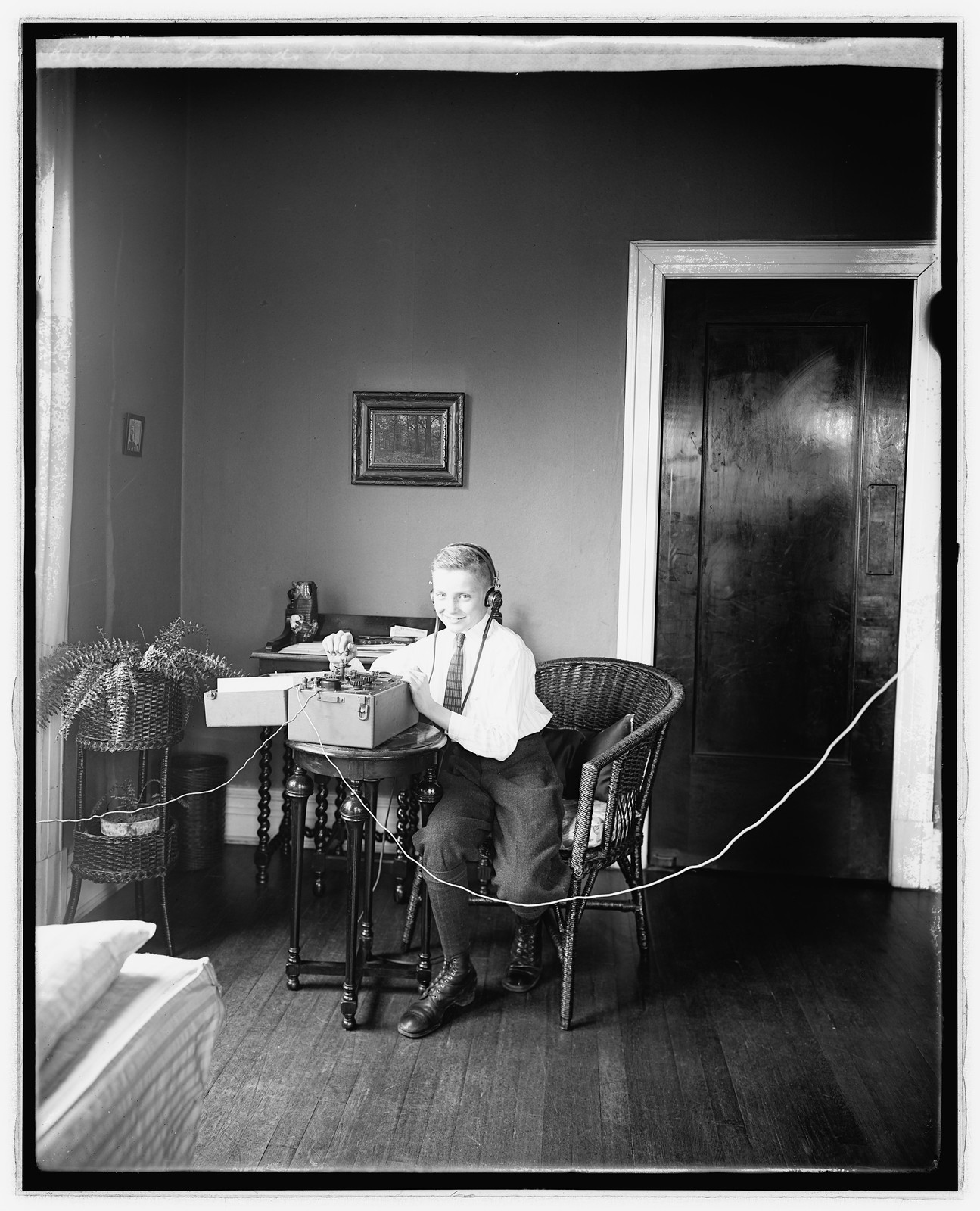 Edwards boy, [between 1921 and 1922] — historic photograph