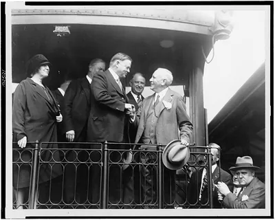Hoover invades democratic stronghold--thousands come out to cheer republican nominee in New Jersey
