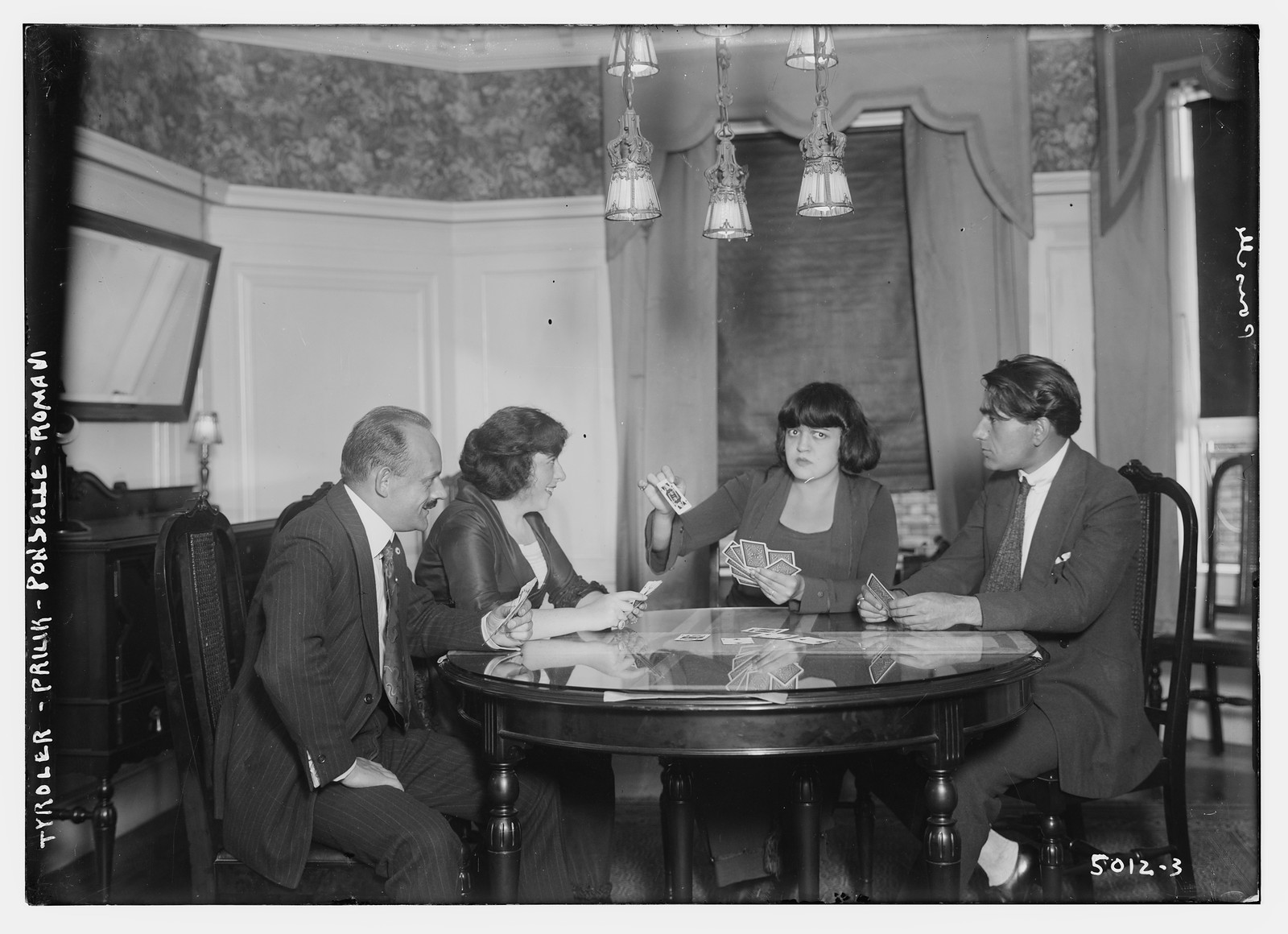 Tyroler, Prilik, Ponselle, Romani, n/a — historic photograph