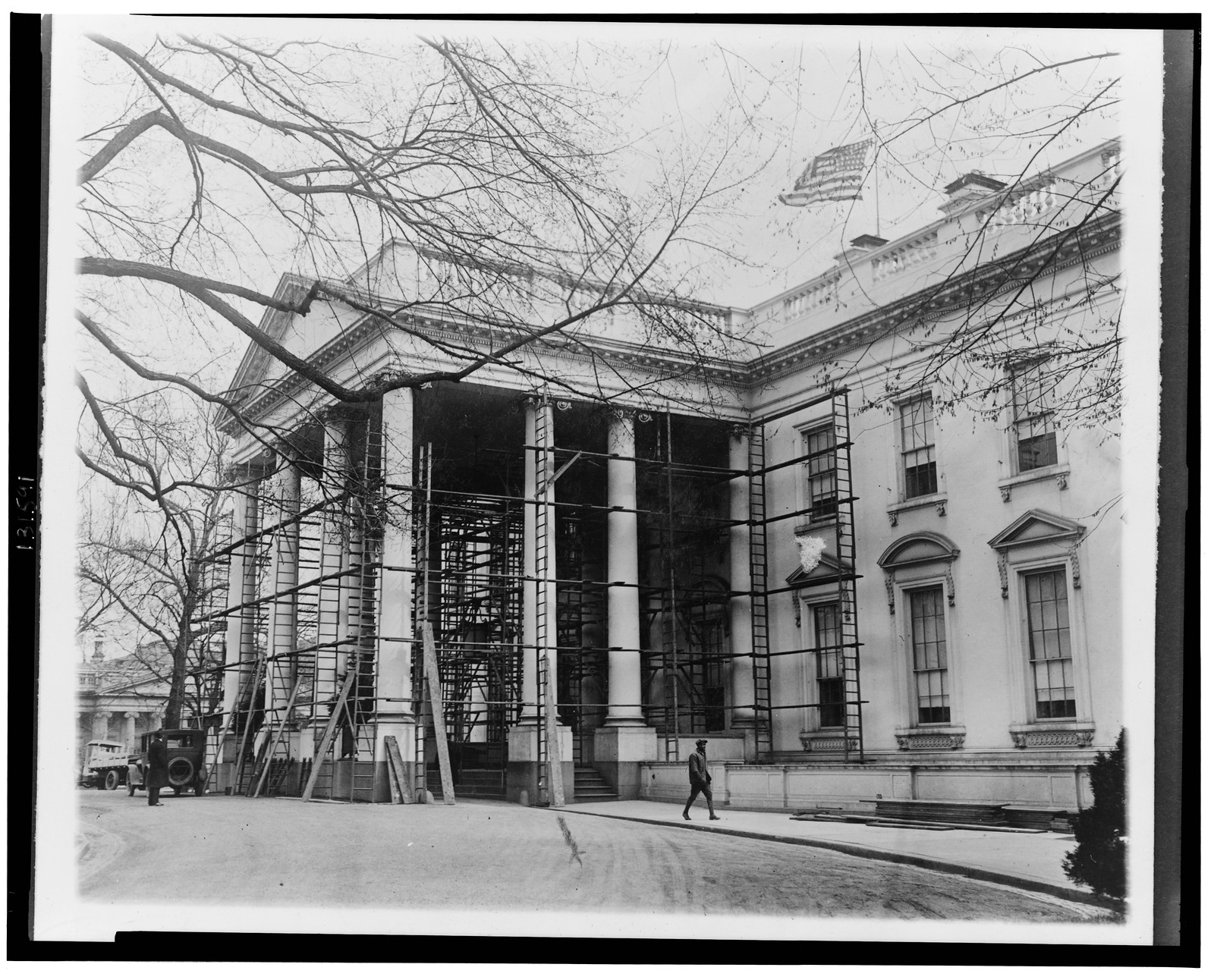 White House receiving its annual bath, [between 1909 and 1932] — historic photograph
