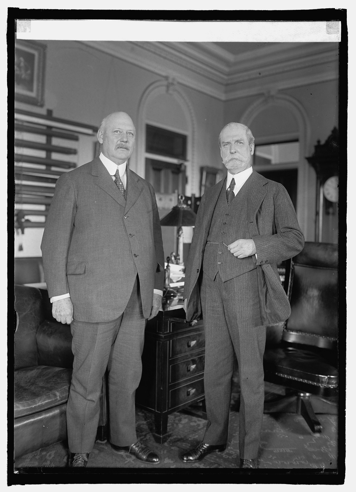 Weeks & Hughes, [4/11/23], [1923 April 11] — historic photograph