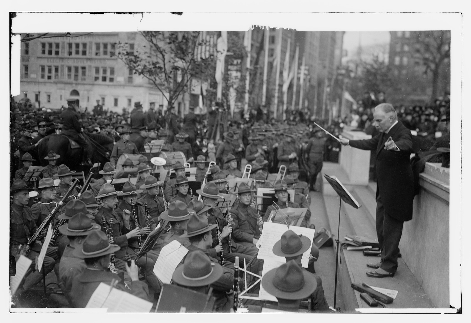 Damrosch, n/a — historic photograph