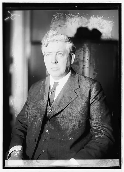 Nicholas J. Sinnott, Oregon