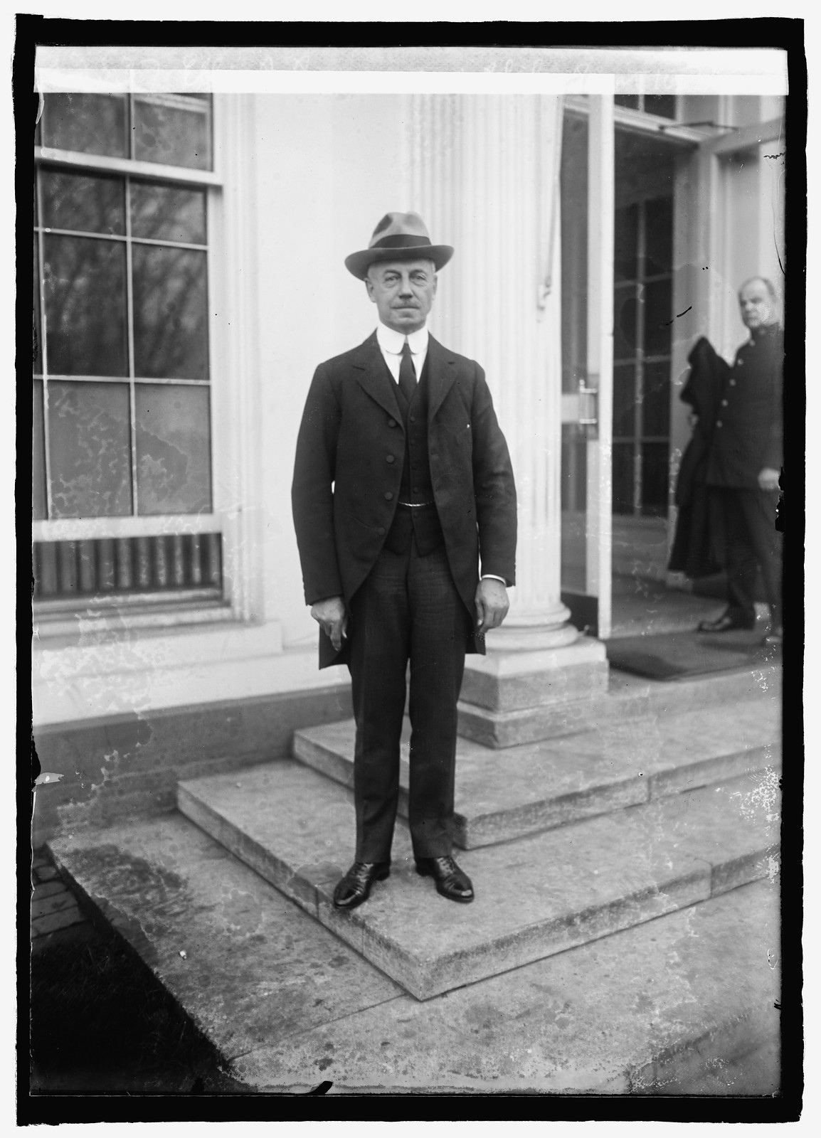 Ellis P. Passmore of Phila., Pa. at W.H. [i.e., White House, Washington, D.C., 12/19/24], [1924 December 19] — historic photograph