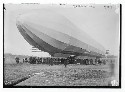 Blimp, Zeppelin No. 3, on ground