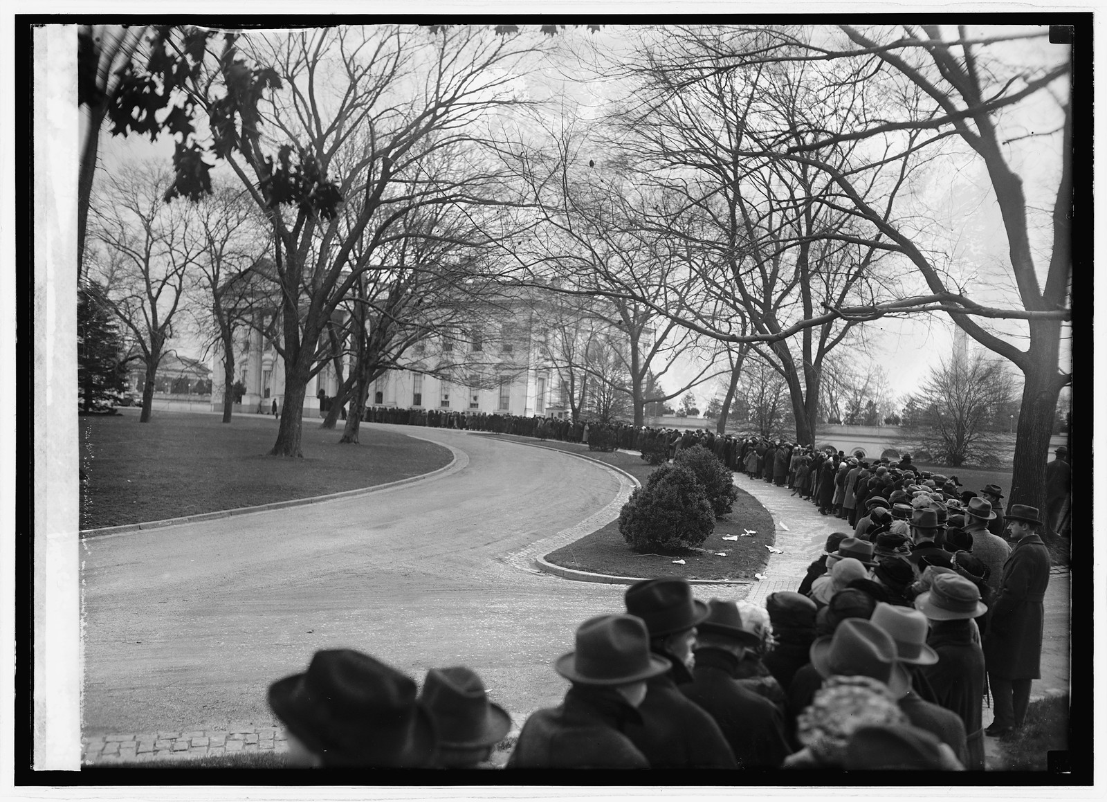 New year reception, 1/1/24, [19]24 January 1. — historic photograph