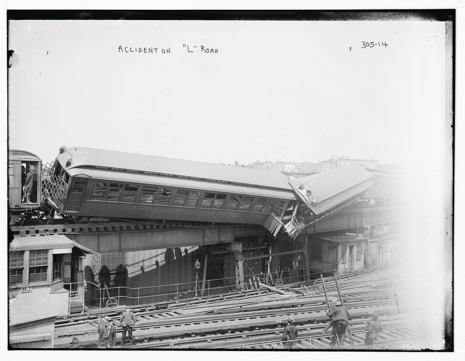 Train accident on "L" Road, n/a — historic photograph