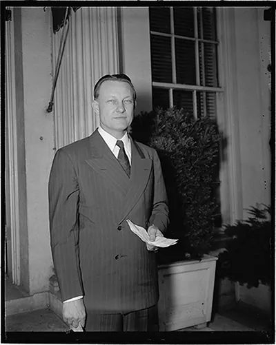 Antique Portrait - Washington DC - White House caller