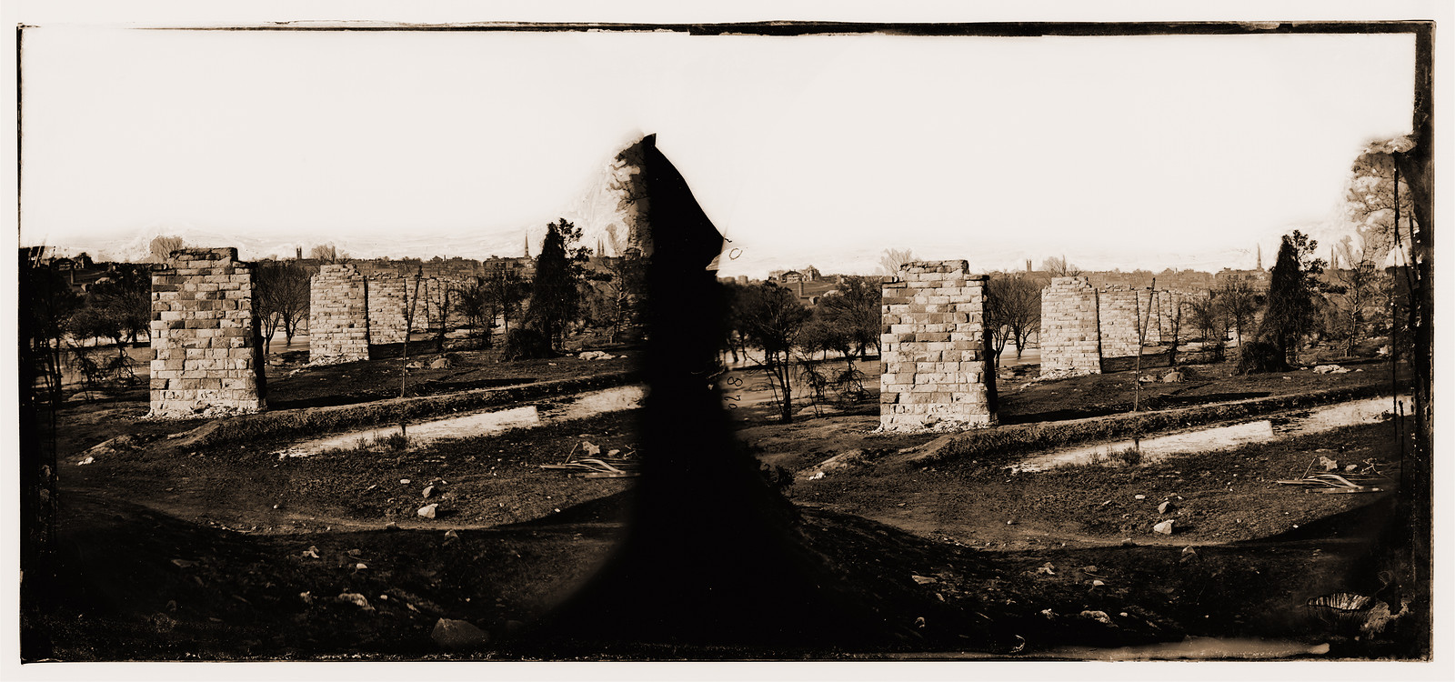 Richmond Virginia. Ruins of Richmond & Petersburg Railroad bridge, 1865 — historic photograph