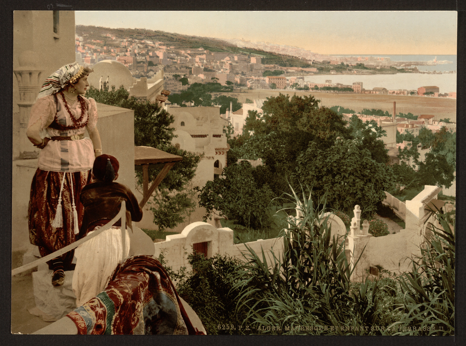 Moorish woman and child on the terrace II Algiers Algeria, [ca. 1899]. — historic print