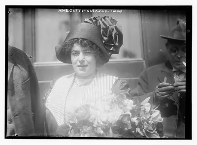 Mme. Gatti-Gasazza (Alda)