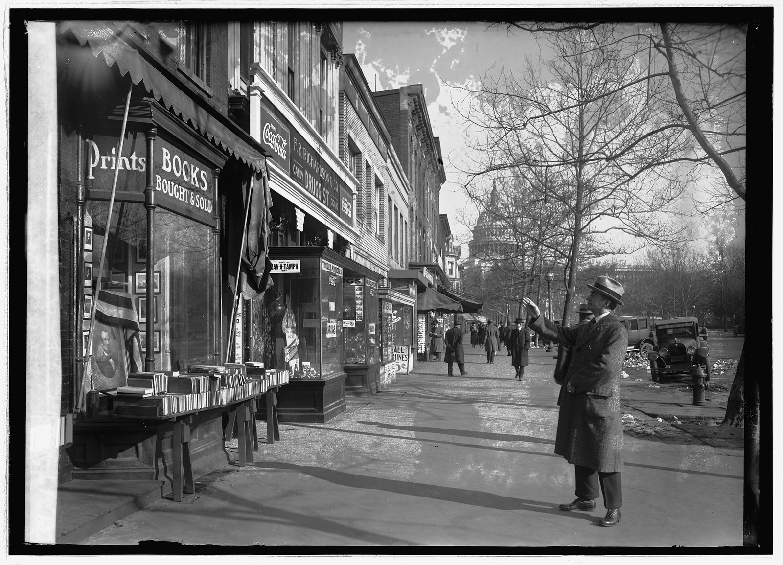 Rep. John J. Boyland of N.Y. proposed cleaning out this section, [2/16/26], [1926 February 16] — historic photograph