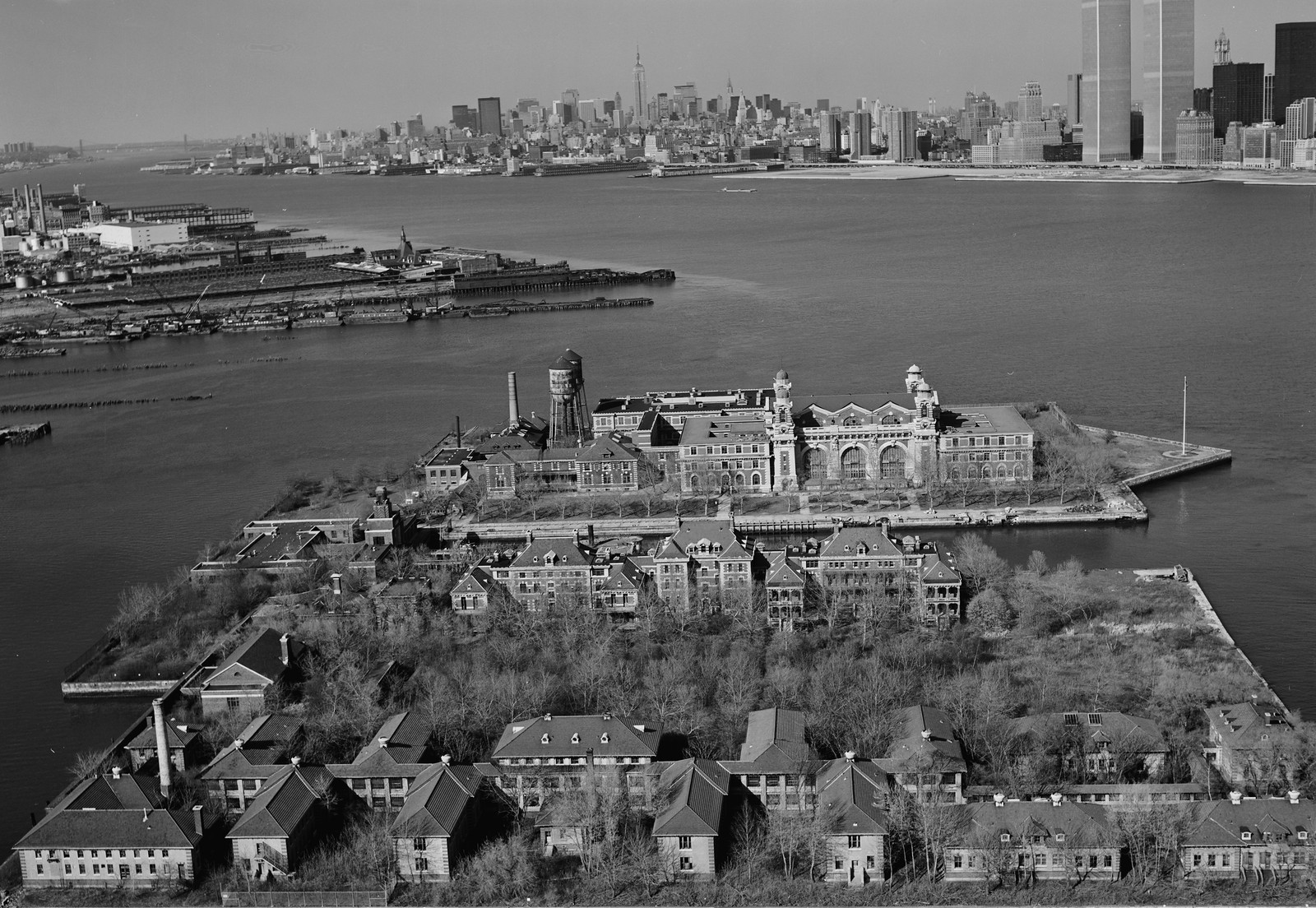118018pu 3. GENERAL VIEW, LOOKING NORTHEAST — historic image