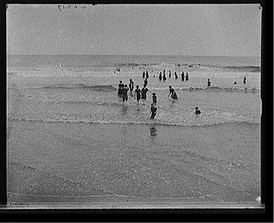 [Surf bathing, Atlantic City, N.J.]