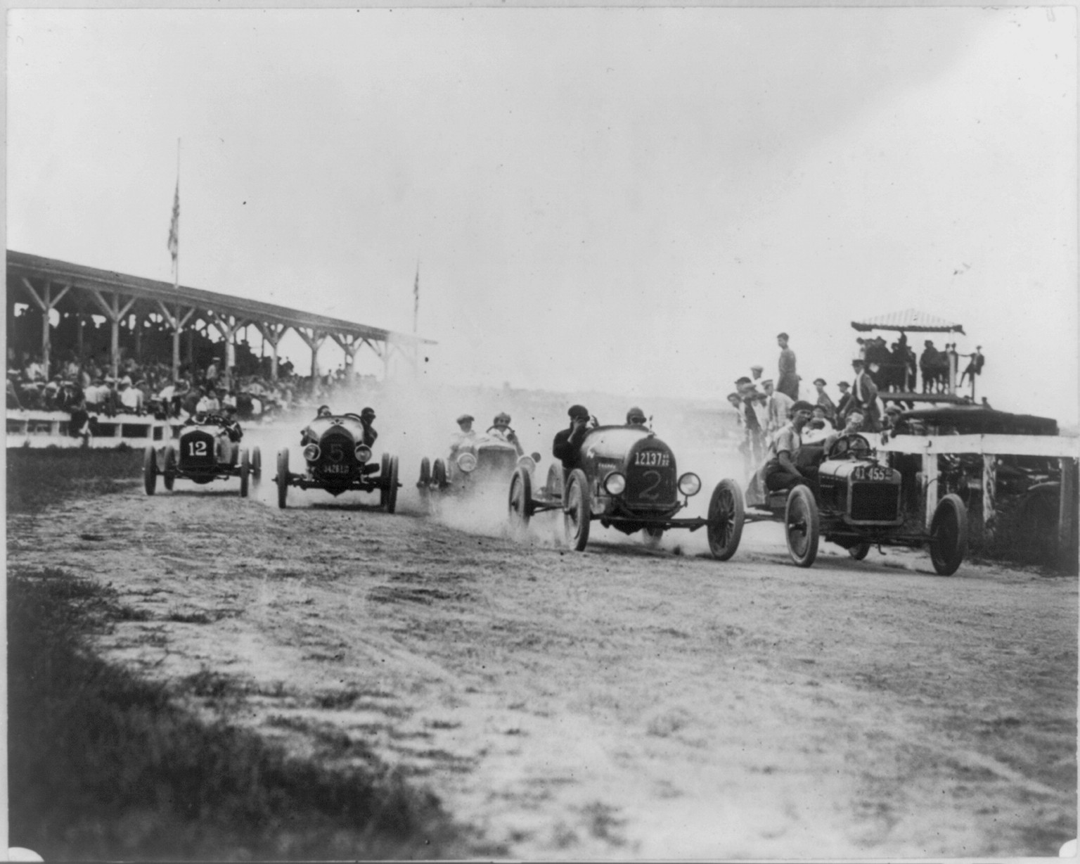 Auto racing in or near Washington, D.C., 1922 — historic photograph