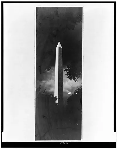 [Washington Monument at night]