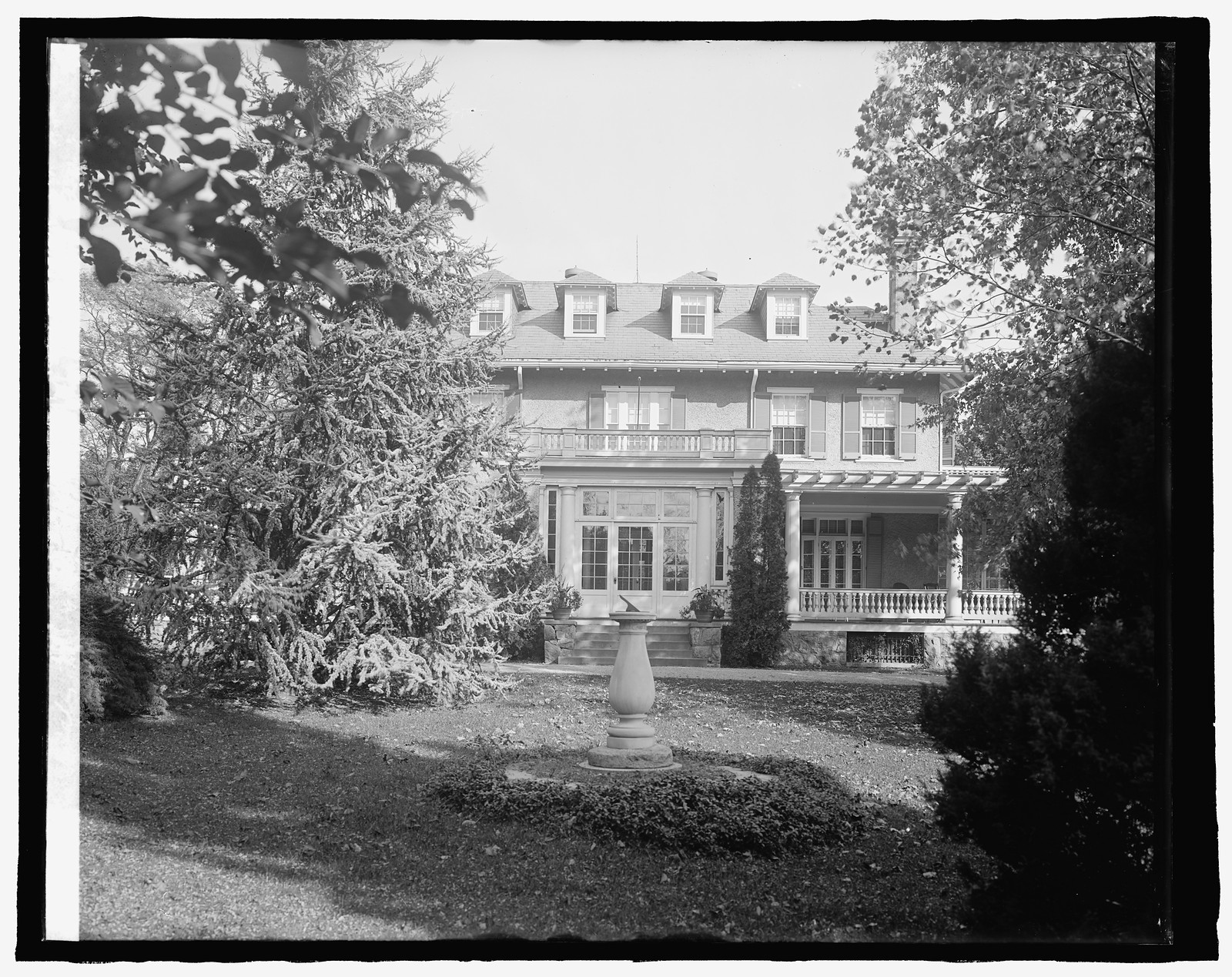 Mrs. Dudley Morgan House, [between 1910 and 1925] — historic photograph