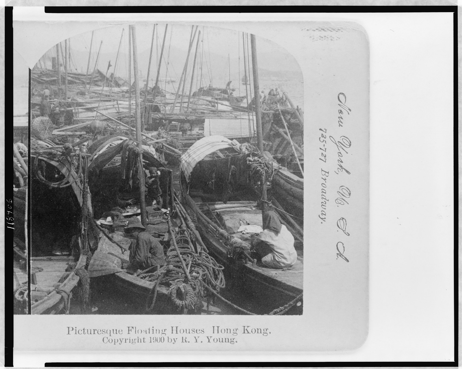 Picturesque floating houses Hong Kong, New York, N.Y. : American Stereoscopic Company, c1900. — historic photograph