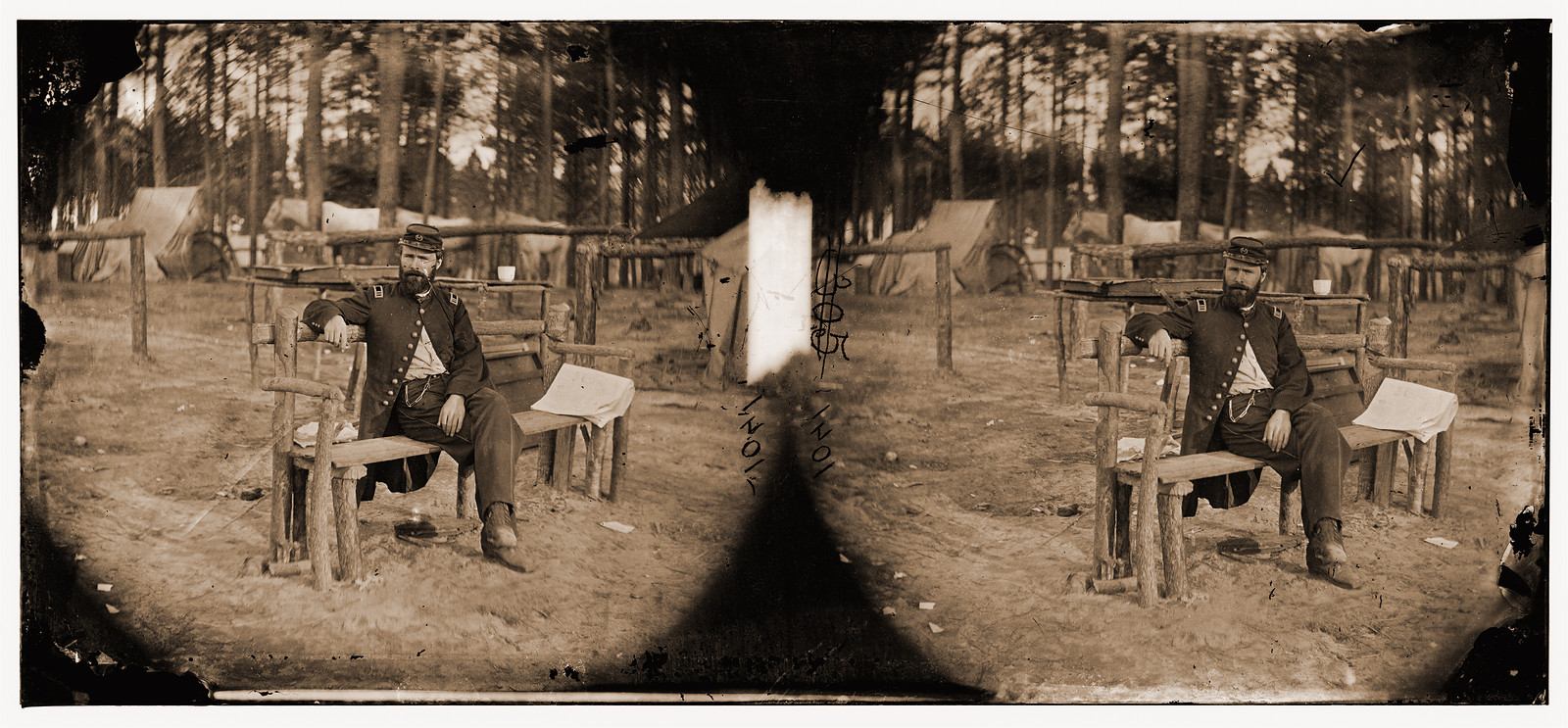 Petersburg Virginia. Officer seated, 1862 — historic photograph