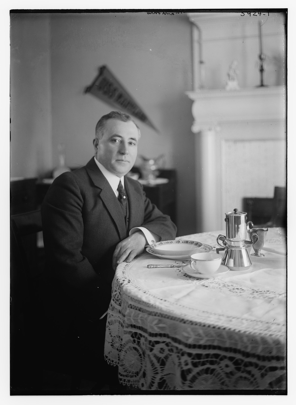 Mardones, n/a — historic photograph