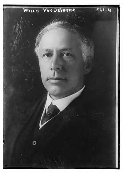 Willis Van Devanter, portrait bust