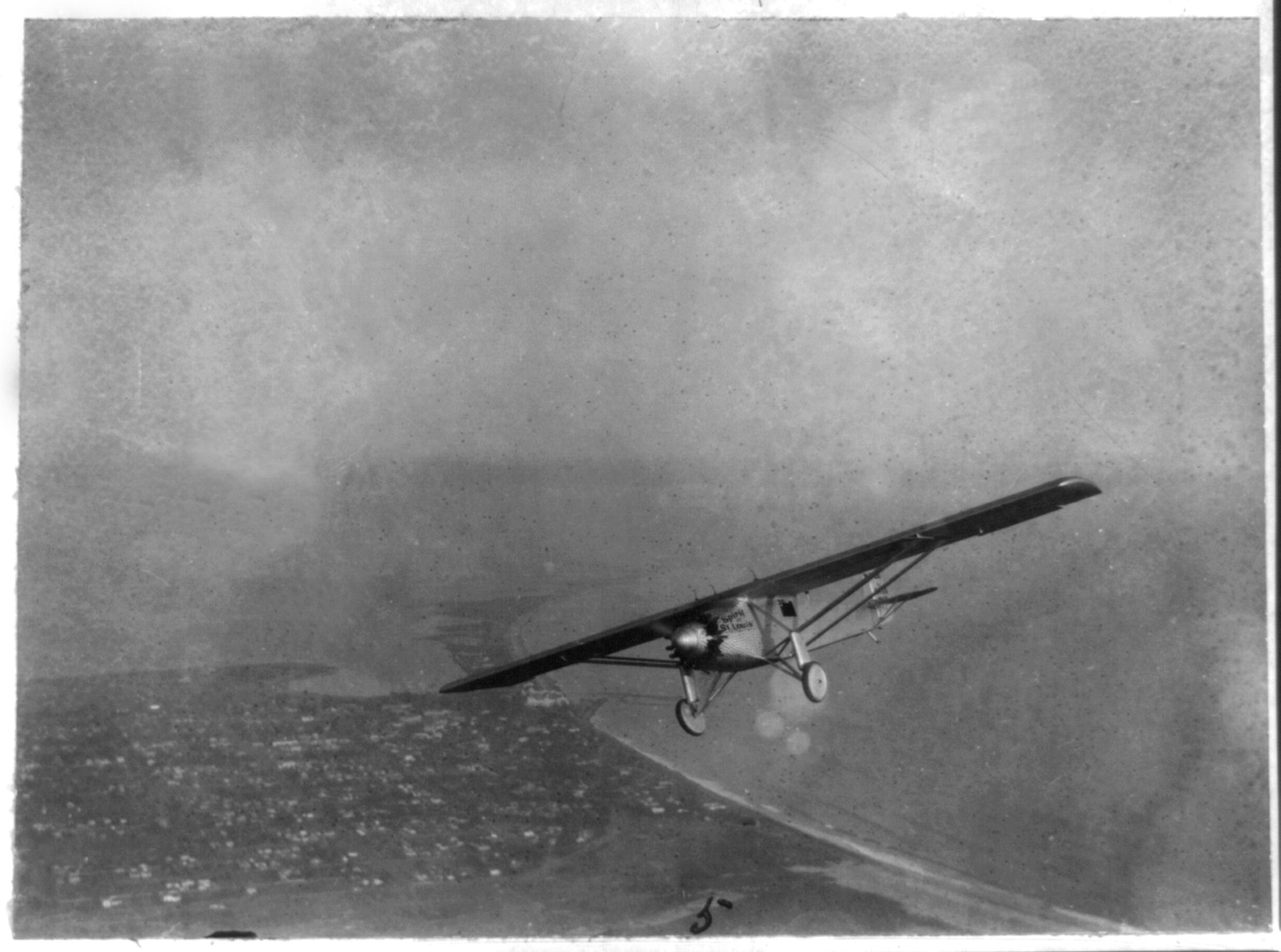 Spirit of St. Louis in the air, 1927 — historic photograph