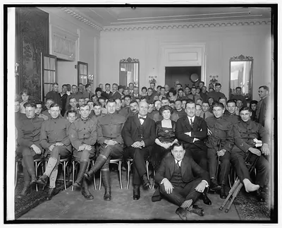 Mrs. E.T. Meredith, soldier party