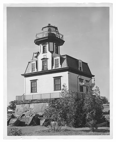 Colchester Reef Lighthouse Lake Ch