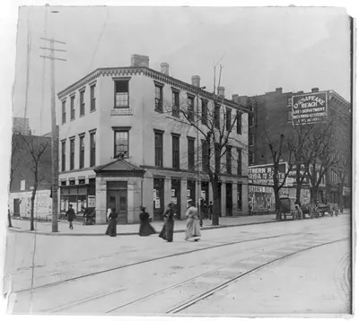 Washington, D.C.: S.W. corner of 14th St. and New York Ave., #813, April, 1900