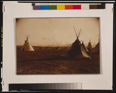 Piegan encampment / Curtis.