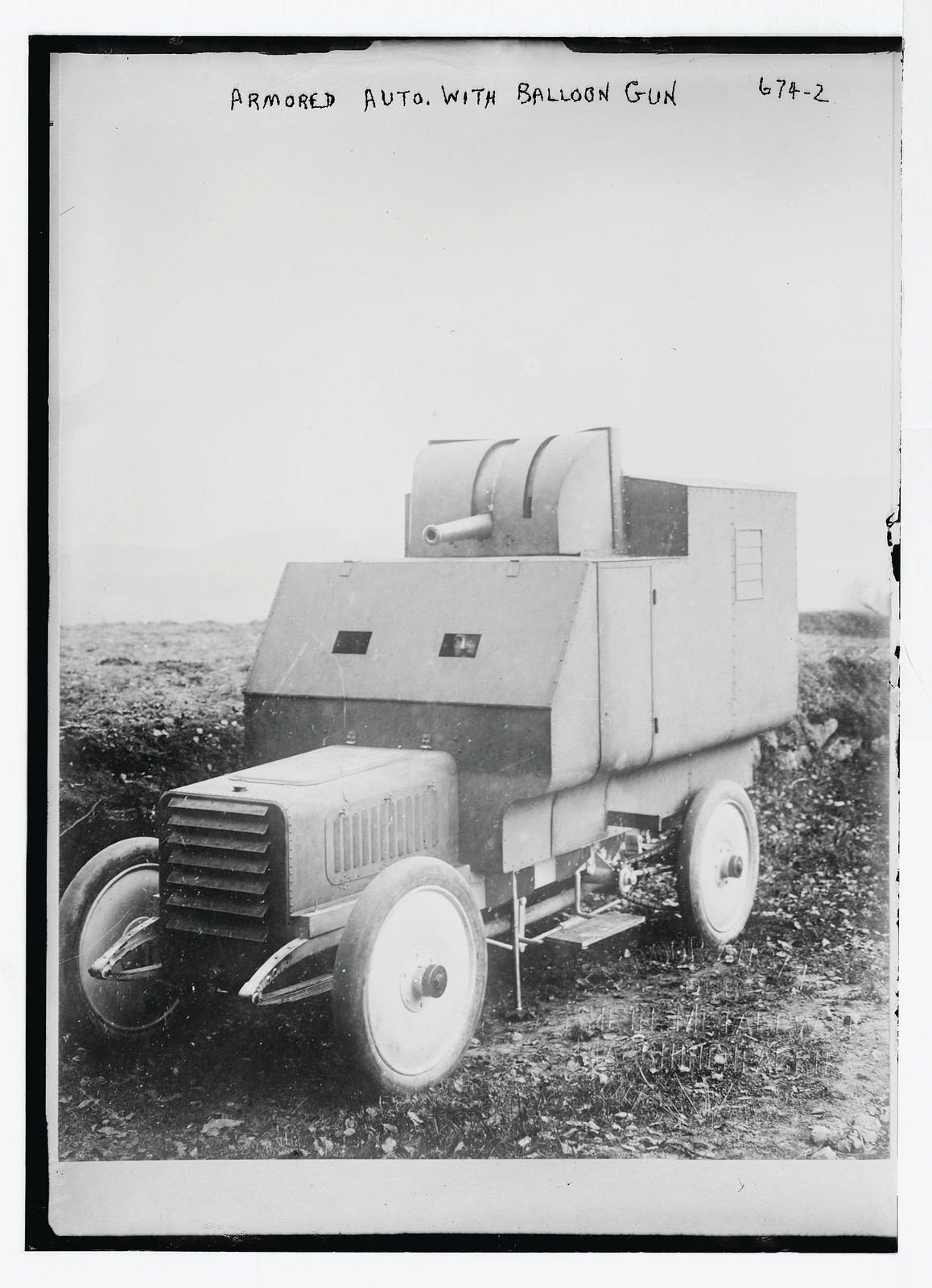 Armoured automobile, with balloon gun, 1/4/09. — historic photograph
