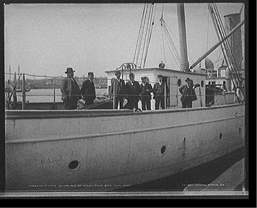 Pilots going out on steam pilot boat New York, [between 1900 and 1905] — historic photograph