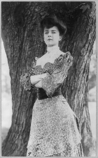 Alice Roosevelt Longworth, 1884-