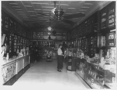 [Interior view of a Peoples Drug Store, Washington, D.C.]