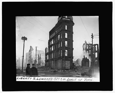 [Baltimore fire, 1904] Liberty & Lombard Sts., S.W. limit of fire